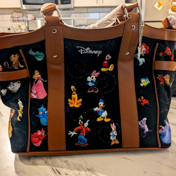 Collectible Genuine Disney Carry the Magic Large Tote - Picture 1 of 7
